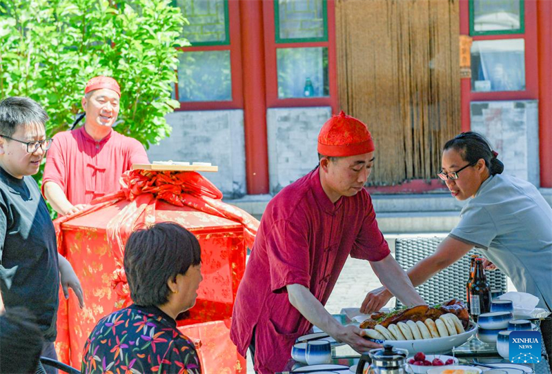 Dorf in Beijing entwickelt eine Tourismusindustrie auf Grundlage der Gro?en Mauer