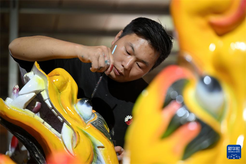 Fuzhou: Handwerkliches Drachenboot