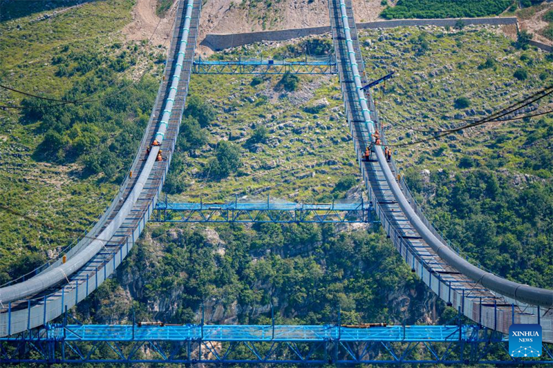 Huajiang-Grand-Canyon-Brücke soll h?chste Brücke der Welt werden