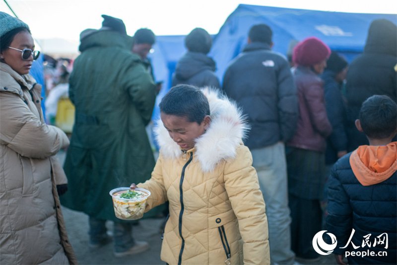 Erdbebenhilfe in Xizang geordnet angelaufen